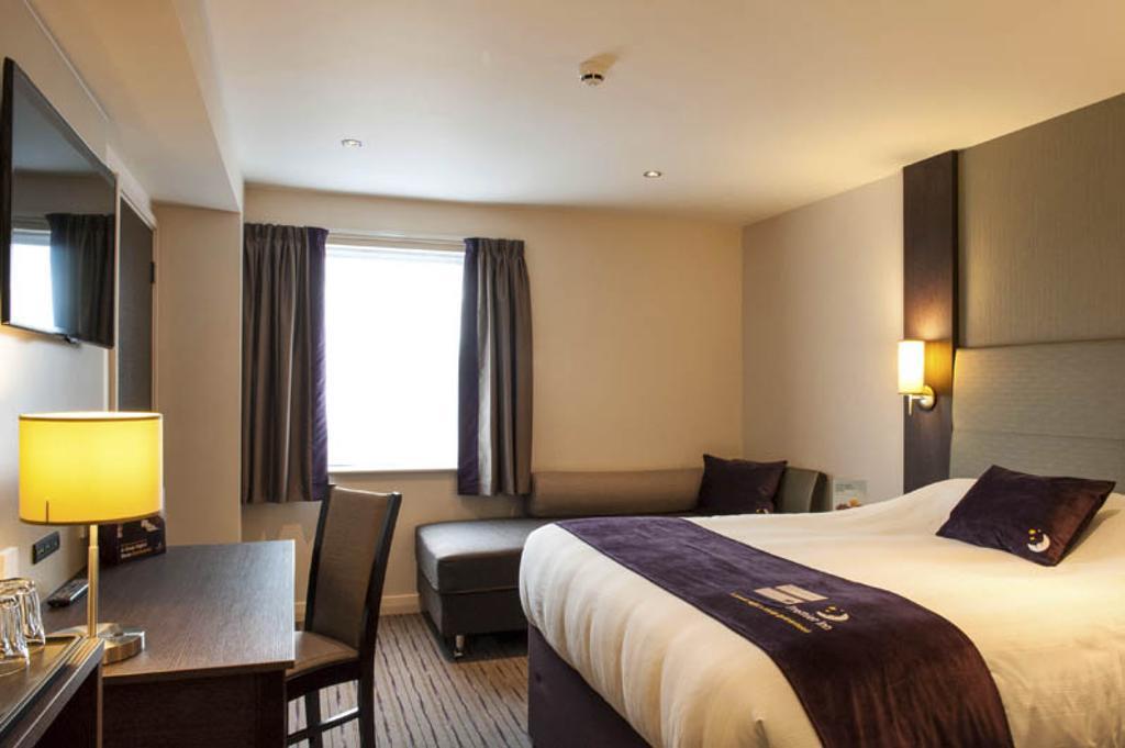 Premier Inn Merthyr Tydfil Zewnętrze zdjęcie