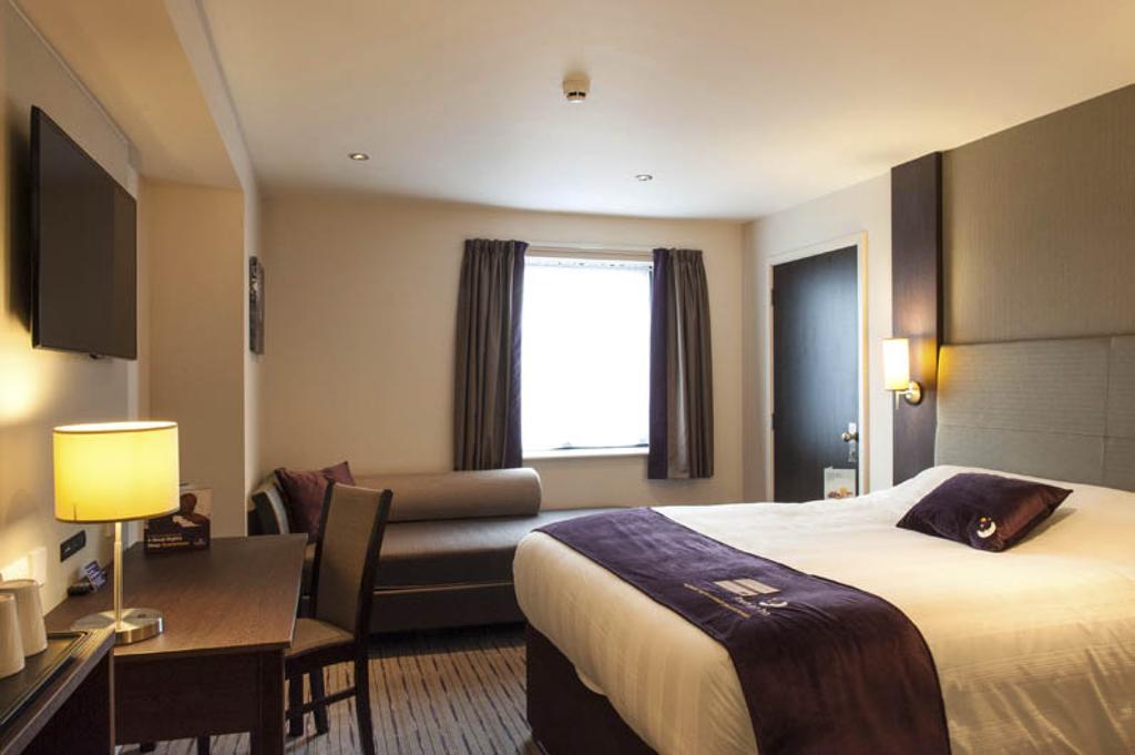 Premier Inn Merthyr Tydfil Zewnętrze zdjęcie